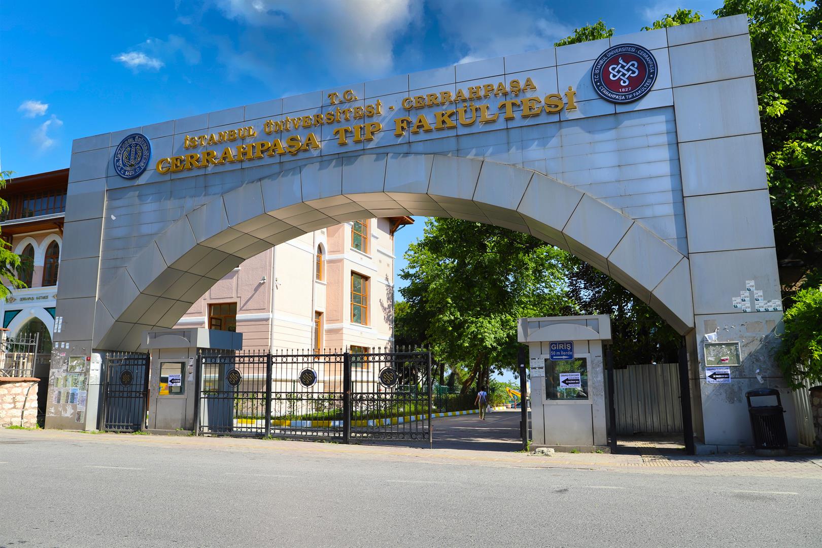 Bahçeşehir Üniversitesi
