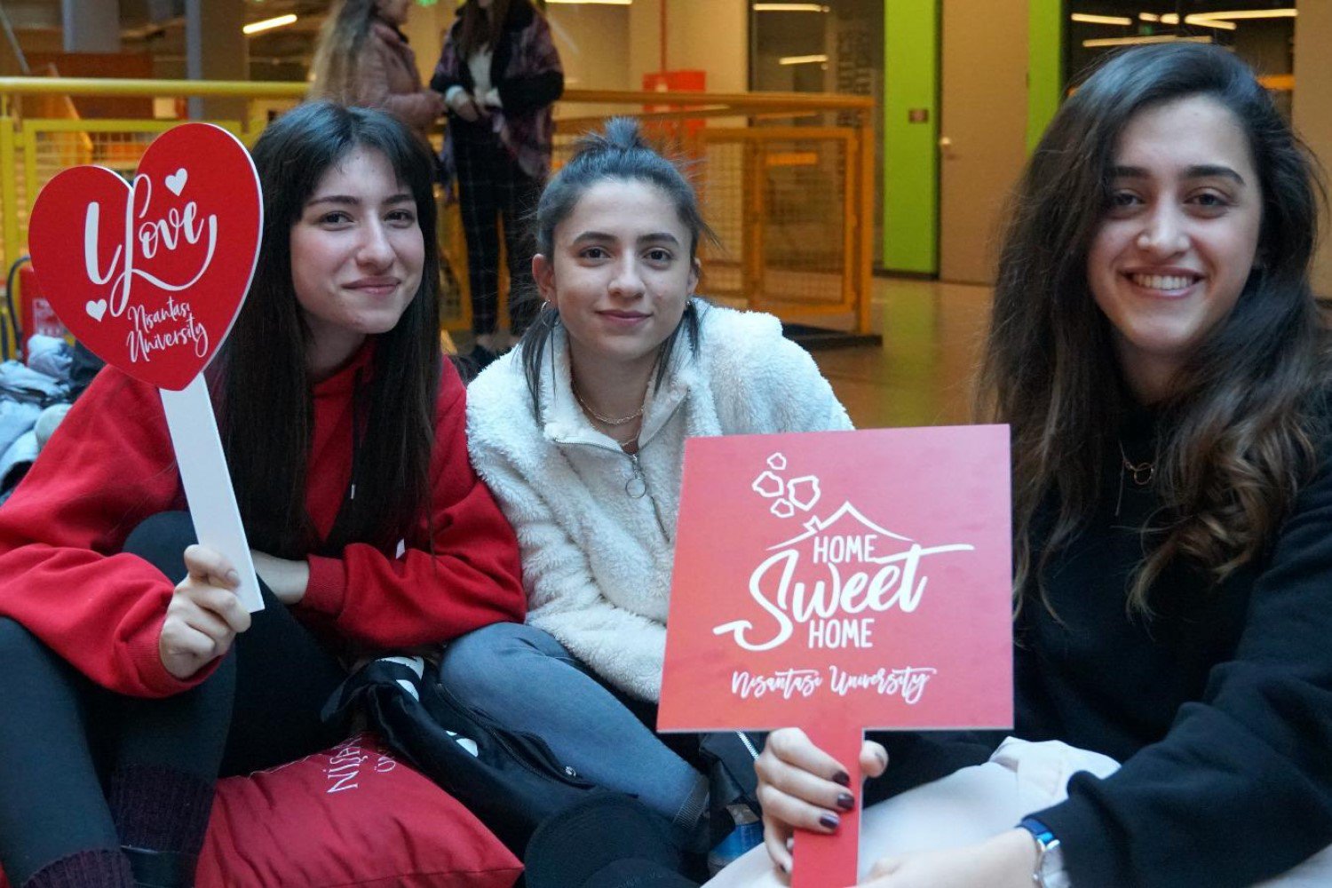 İstanbul Nişantaşı Üniversitesi uluslararası öğrenci topluluğu