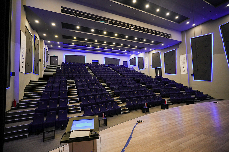 NeoTech Campus modern konferans ve etkinlik alanı